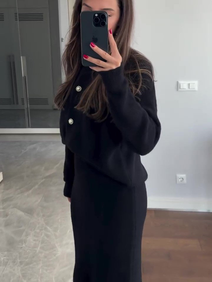 **Anzug: Cardigan & Rock**