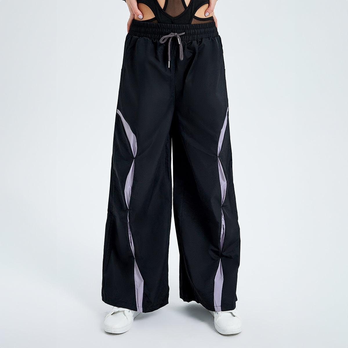 **Mode sportive : Pantalon tissé ample, taille haute,cordon de serrage, contraste de couleurs**